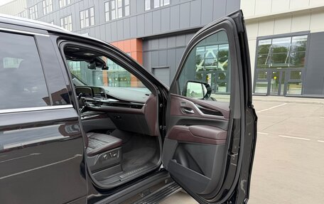Cadillac Escalade V, 2022 год, 10 700 000 рублей, 34 фотография