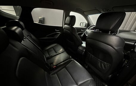 Hyundai Santa Fe III рестайлинг, 2012 год, 1 799 777 рублей, 28 фотография