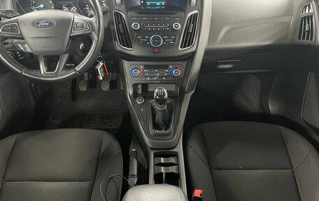 Ford Focus III, 2017 год, 999 000 рублей, 15 фотография