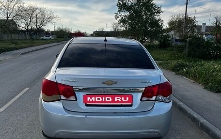 Chevrolet Cruze II, 2012 год, 550 000 рублей, 5 фотография