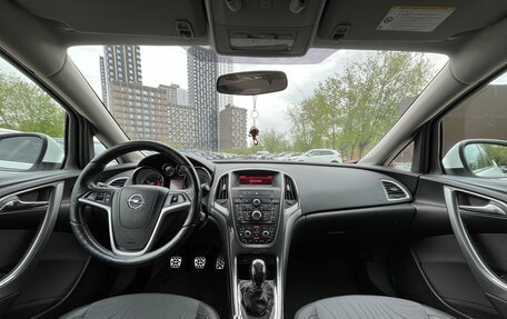 Opel Astra J, 2013 год, 740 000 рублей, 11 фотография