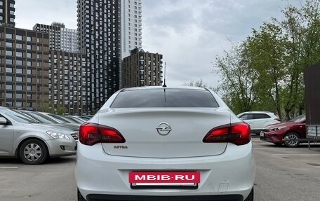 Opel Astra J, 2013 год, 740 000 рублей, 5 фотография