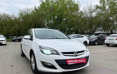 Opel Astra J, 2013 год, 740 000 рублей, 4 фотография