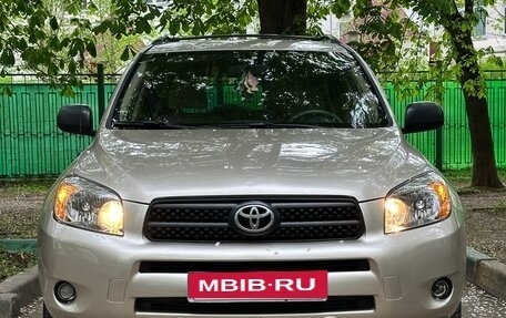 Toyota RAV4, 2006 год, 1 200 000 рублей, 5 фотография