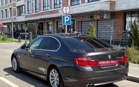 BMW 5 серия, 2010 год, 1 170 000 рублей, 2 фотография