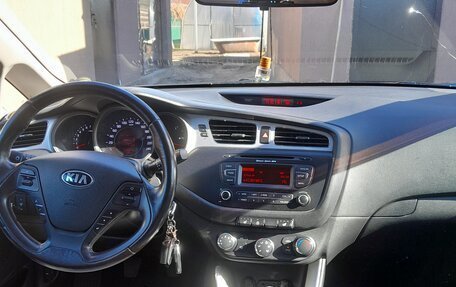KIA cee'd III, 2013 год, 900 000 рублей, 8 фотография