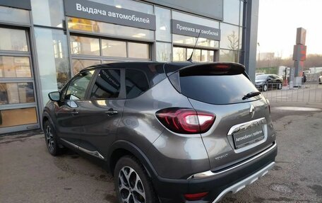 Renault Kaptur I рестайлинг, 2018 год, 1 299 000 рублей, 6 фотография