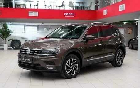 Volkswagen Tiguan II, 2018 год, 2 350 000 рублей, 5 фотография