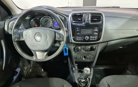 Renault Sandero II рестайлинг, 2015 год, 790 000 рублей, 10 фотография