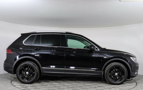 Volkswagen Tiguan II, 2017 год, 2 347 000 рублей, 4 фотография
