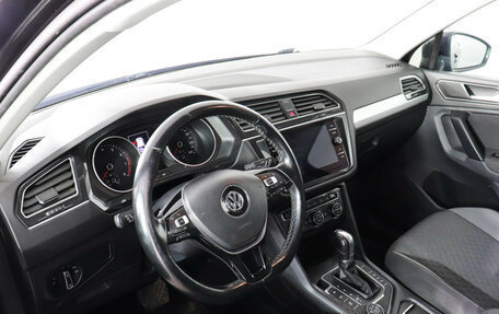 Volkswagen Tiguan II, 2017 год, 2 347 000 рублей, 9 фотография