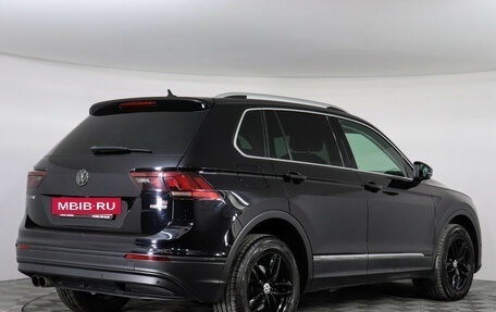 Volkswagen Tiguan II, 2017 год, 2 347 000 рублей, 5 фотография