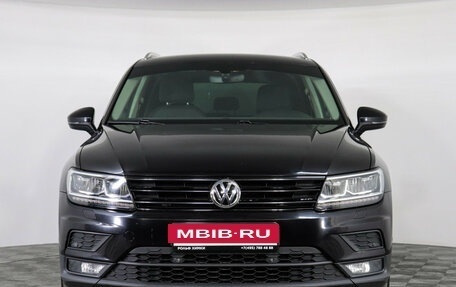 Volkswagen Tiguan II, 2017 год, 2 347 000 рублей, 2 фотография