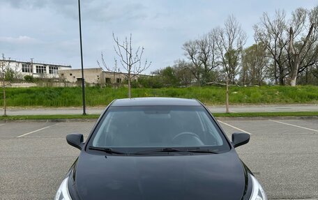 Hyundai Solaris II рестайлинг, 2012 год, 855 000 рублей, 1 фотография