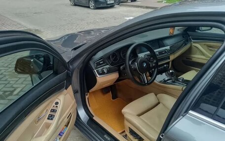 BMW 5 серия, 2010 год, 1 590 000 рублей, 4 фотография