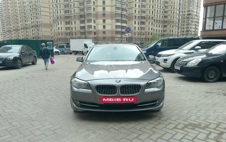 BMW 5 серия, 2010 год, 1 590 000 рублей, 16 фотография