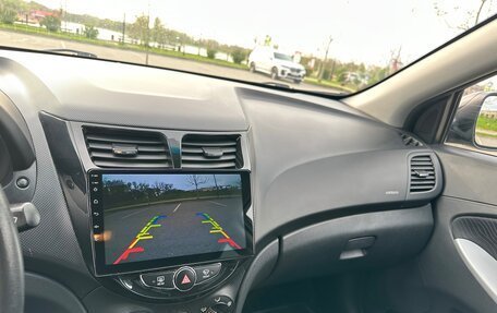 Hyundai Solaris II рестайлинг, 2012 год, 855 000 рублей, 11 фотография