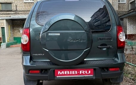 Chevrolet Niva I рестайлинг, 2011 год, 540 000 рублей, 3 фотография