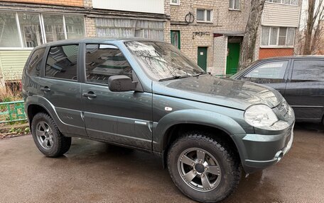Chevrolet Niva I рестайлинг, 2011 год, 540 000 рублей, 6 фотография