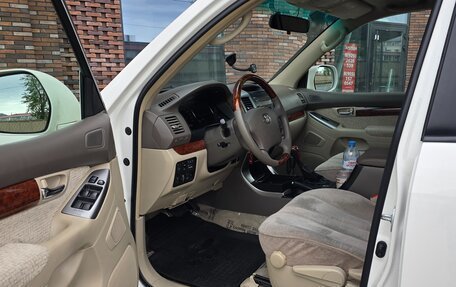 Toyota Land Cruiser Prado 120 рестайлинг, 2006 год, 4 950 000 рублей, 10 фотография