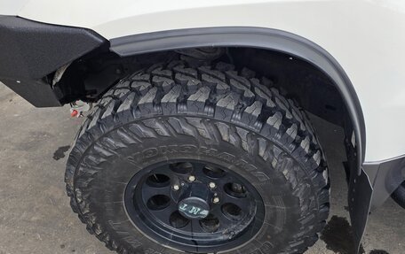 Toyota Land Cruiser Prado 120 рестайлинг, 2006 год, 4 950 000 рублей, 18 фотография