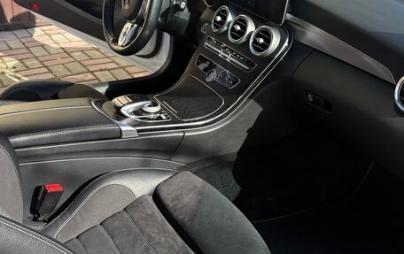 Mercedes-Benz C-Класс, 2019 год, 2 750 000 рублей, 4 фотография