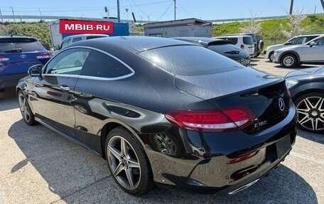 Mercedes-Benz C-Класс, 2017 год, 1 789 000 рублей, 28 фотография