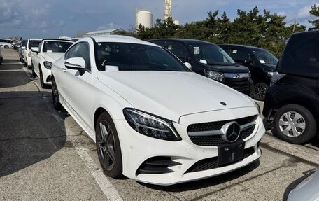 Mercedes-Benz C-Класс, 2019 год, 1 875 000 рублей, 3 фотография