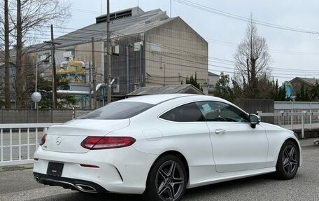 Mercedes-Benz C-Класс, 2019 год, 1 875 000 рублей, 4 фотография