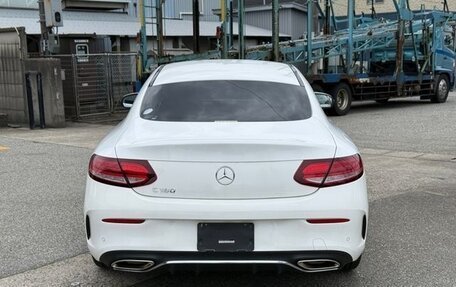 Mercedes-Benz C-Класс, 2019 год, 1 875 000 рублей, 30 фотография