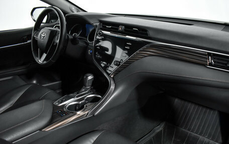 Toyota Camry, 2020 год, 2 690 000 рублей, 13 фотография