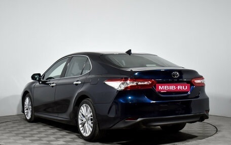 Toyota Camry, 2020 год, 2 690 000 рублей, 7 фотография