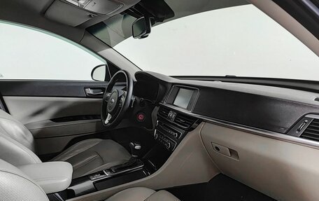 KIA Optima IV, 2017 год, 1 750 000 рублей, 13 фотография