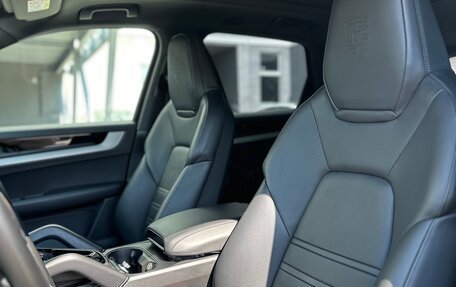 Porsche Cayenne III, 2023 год, 16 500 000 рублей, 18 фотография