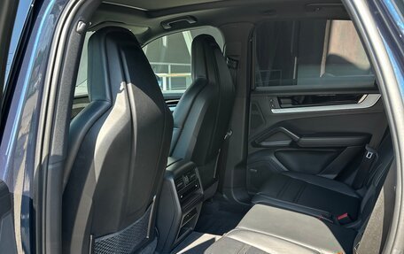 Porsche Cayenne III, 2023 год, 16 500 000 рублей, 20 фотография