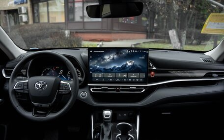 Toyota Highlander, 2026 год, 4 990 000 рублей, 11 фотография