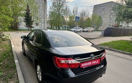 Toyota Camry, 2012 год, 1 295 000 рублей, 3 фотография
