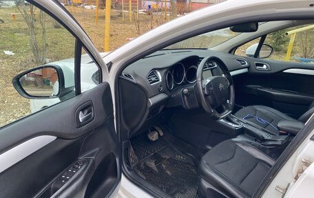 Citroen C4 II рестайлинг, 2016 год, 880 000 рублей, 10 фотография