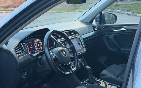 Volkswagen Tiguan II, 2018 год, 2 870 000 рублей, 9 фотография
