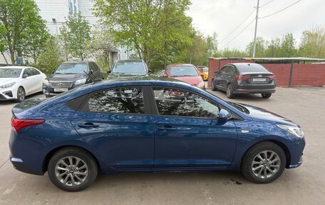 Hyundai Solaris II рестайлинг, 2022 год, 1 850 000 рублей, 4 фотография