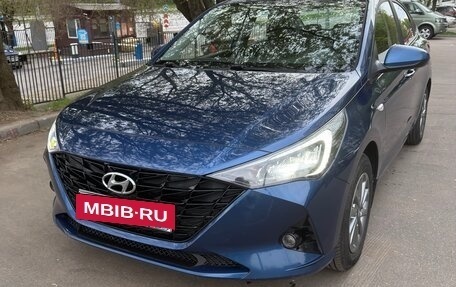 Hyundai Solaris II рестайлинг, 2022 год, 1 850 000 рублей, 5 фотография