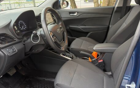 Hyundai Solaris II рестайлинг, 2022 год, 1 850 000 рублей, 10 фотография