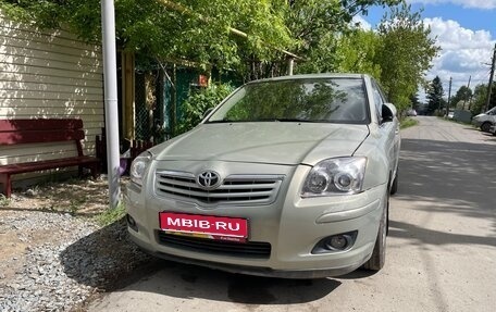 Toyota Avensis III рестайлинг, 2008 год, 780 000 рублей, 1 фотография