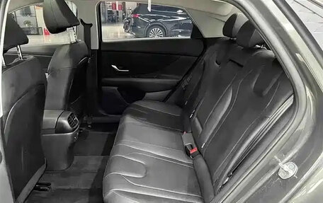 Hyundai Elantra, 2025 год, 1 190 000 рублей, 8 фотография