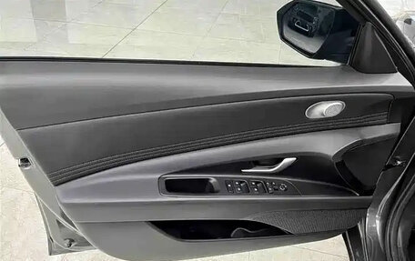 Hyundai Elantra, 2025 год, 1 190 000 рублей, 12 фотография