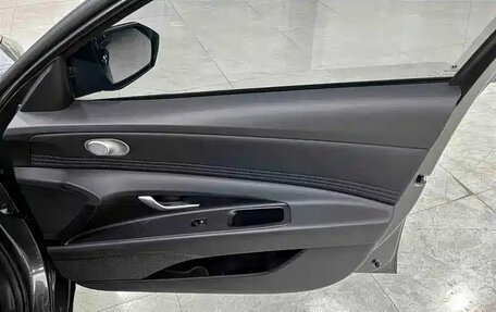 Hyundai Elantra, 2025 год, 1 190 000 рублей, 13 фотография
