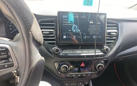 Hyundai Solaris II рестайлинг, 2020 год, 1 450 000 рублей, 8 фотография