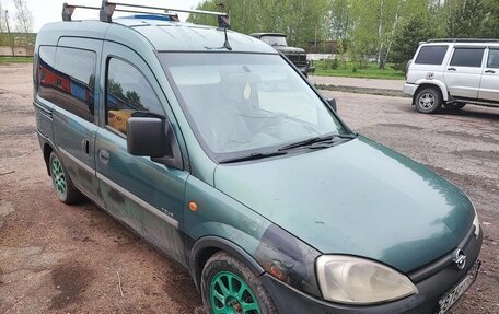 Opel Combo C, 2003 год, 300 000 рублей, 3 фотография