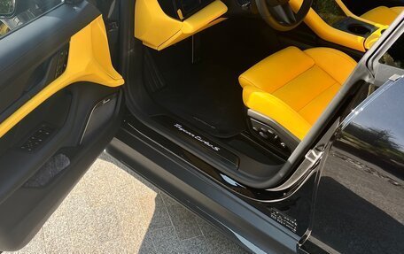 Porsche Taycan I, 2021 год, 11 990 000 рублей, 2 фотография