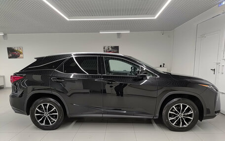 Lexus RX IV рестайлинг, 2018 год, 3 887 000 рублей, 5 фотография